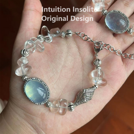 Aquamarine Cabochon and White Crystal Designed Bracelet